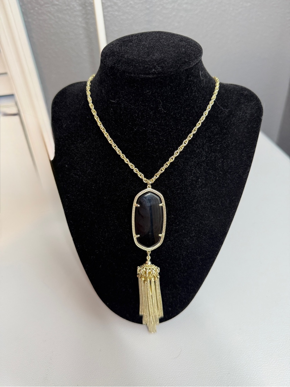 Kendra Scott Gold Tone Necklace with Black Stone and Tassel 22” L | NWT